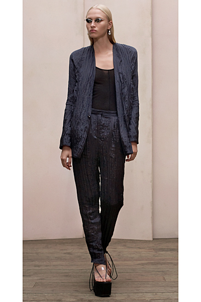 Acne - Women's Ready-to-Wear - 2011 Spring-Summer