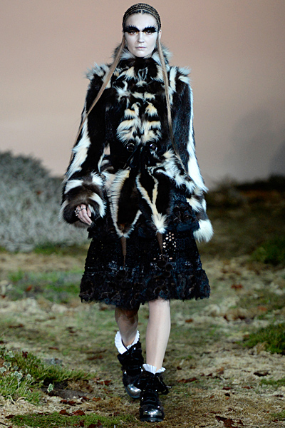Alexander McQueen - Women's Ready-to-Wear - 2014 Fall-Winter