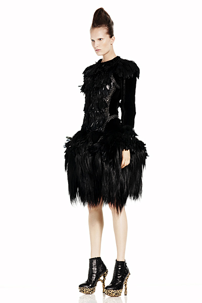 Alexander McQueen - Women's Ready-to-Wear - 2010 Fall-Winter