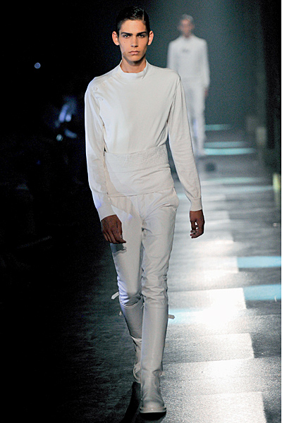 Ann Demeulemeester - Men's Ready-to-Wear - 2011 Spring-Summer