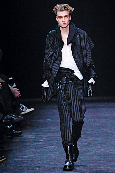 Ann Demeulemeester - Men's Ready-to-Wear - 2010 Fall-Winter