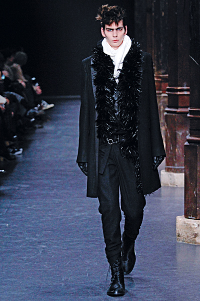 Ann Demeulemeester - Men's Ready-to-Wear - 2010 Fall-Winter