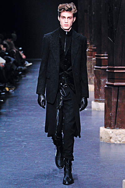 Ann Demeulemeester - Men's Ready-to-Wear - 2010 Fall-Winter