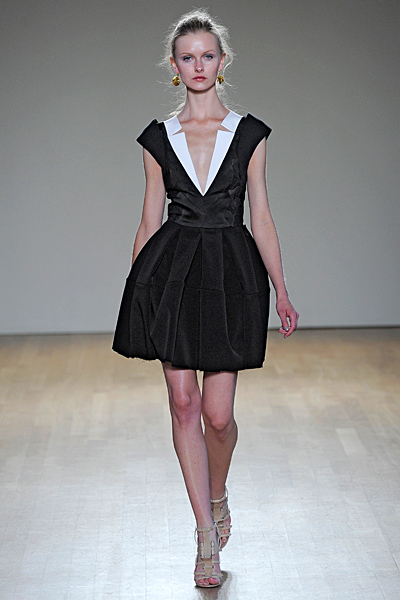 Antonio Berardi - Ready-to-Wear - 2011 Spring-Summer