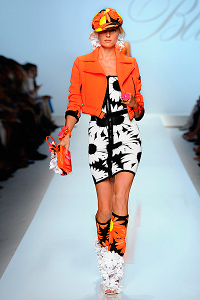 Blumarine - Ready-to-Wear - 2012 Spring-Summer