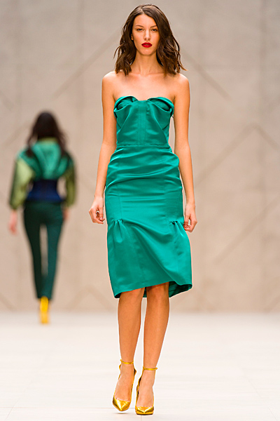 Burberry - Women's Ready-to-Wear - 2013 Spring-Summer