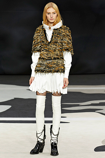 Chanel - Ready-to-Wear - 2013 Fall-Winter