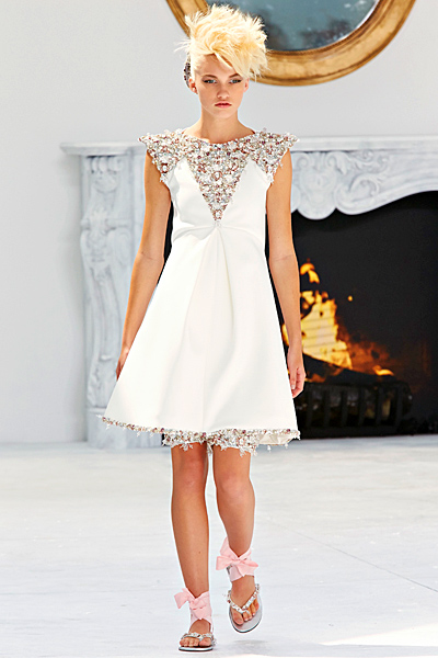 Chanel - Haute Couture - 2014 Fall-Winter
