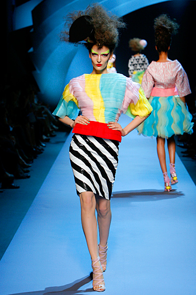 Dior - Haute Couture - 2011 Fall-Winter