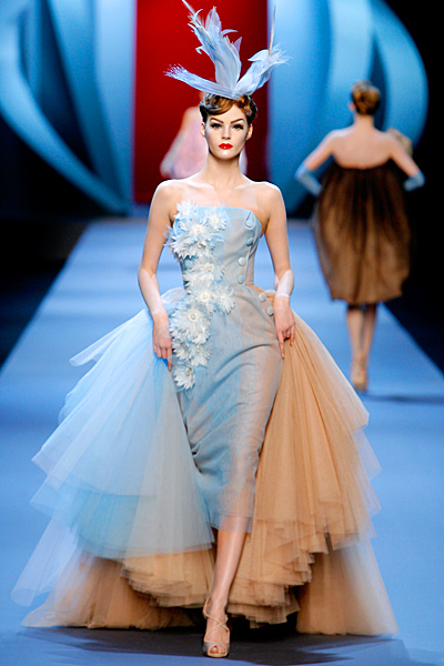 Dior - Haute Couture - 2011 Spring-Summer