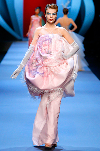 Dior - Haute Couture - 2011 Spring-Summer