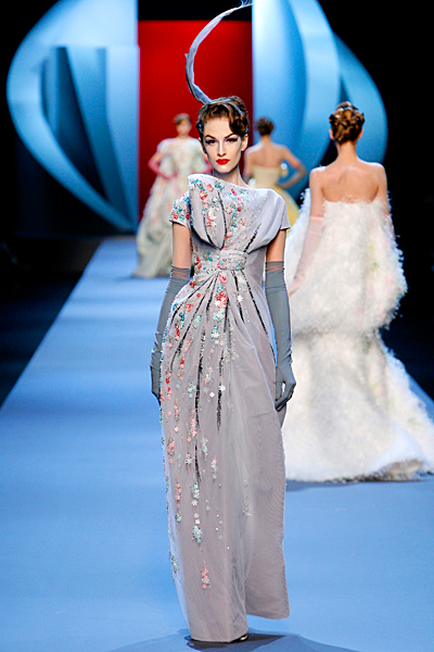 Dior - Haute Couture - 2011 Spring-Summer