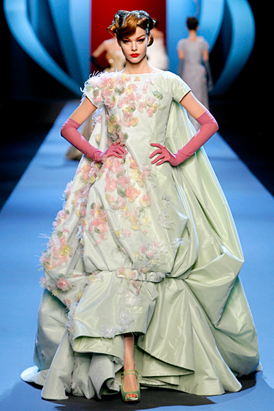 Dior - Haute Couture - 2011 Spring-Summer