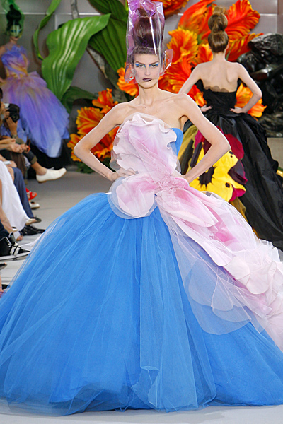 Dior - Haute Couture - 2010 Fall-Winter