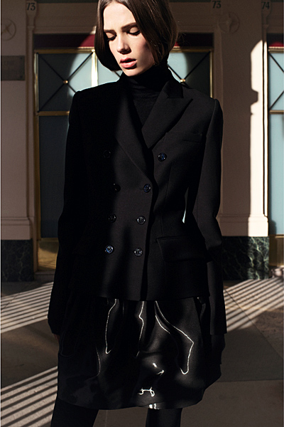 Dior - Women's Ready-to-Wear - 2012 Pre-Fall