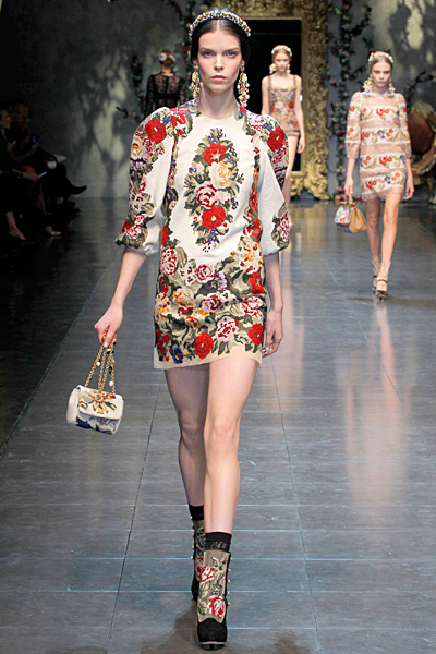 Dolce&Gabbana - Women's Ready-to-Wear - 2012 Fall-Winter