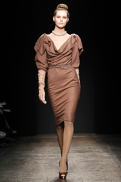 Donna Karan - Ready-to-Wear - 2011 Fall-Winter