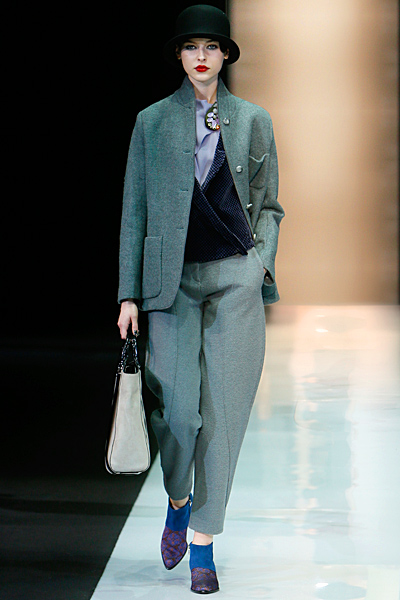 Emporio Armani - Women's Ready-to-Wear - 2013 Fall-Winter