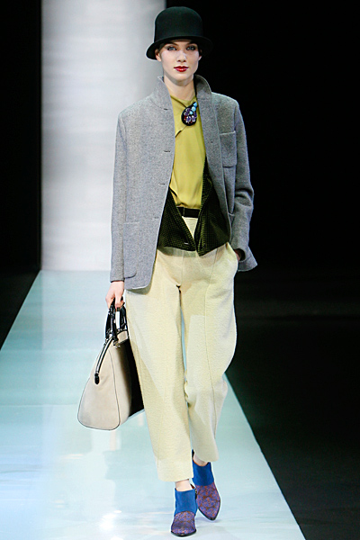 Emporio Armani - Women's Ready-to-Wear - 2013 Fall-Winter