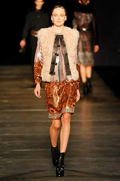 Etro - Women's Ready-to-Wear - 2011 Fall-Winter