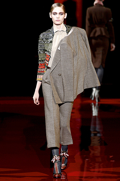 Etro - Women's Ready-to-Wear - 2010 Fall-Winter