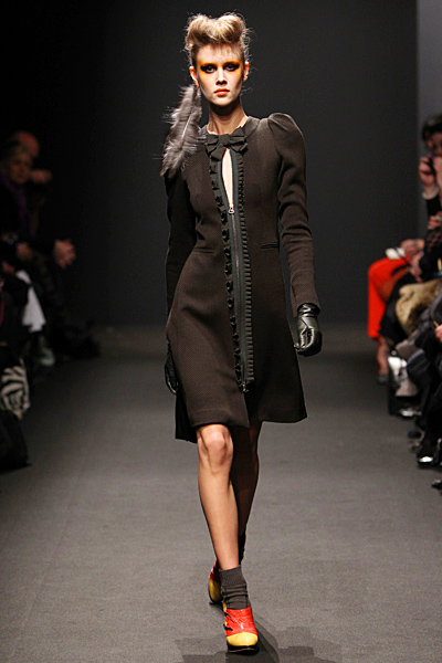 Gaspard Yurkievich - Women's Ready-to-Wear - 2010 Fall-Winter