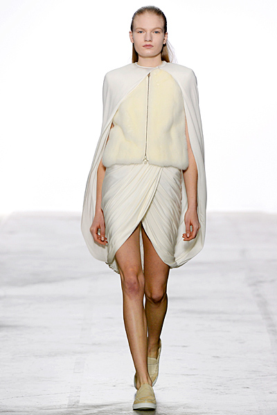 Giambattista Valli - Ready-to-Wear - 2013 Fall-Winter