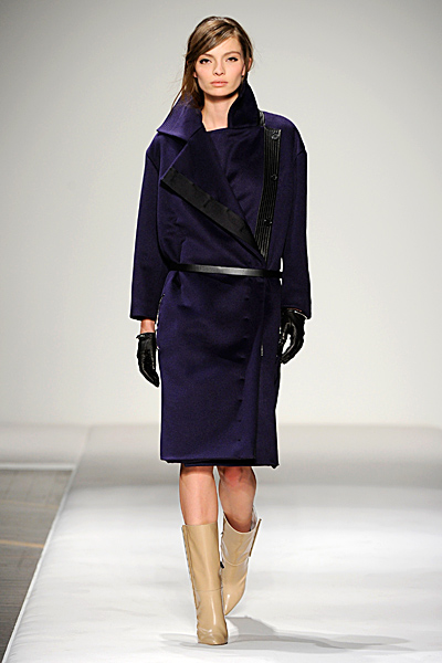 Gianfranco Ferre - Women's Ready-to-Wear - 2011 Fall-Winter