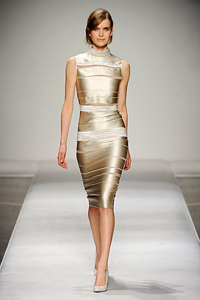 Gianfranco Ferre - Women's Ready-to-Wear - 2011 Fall-Winter