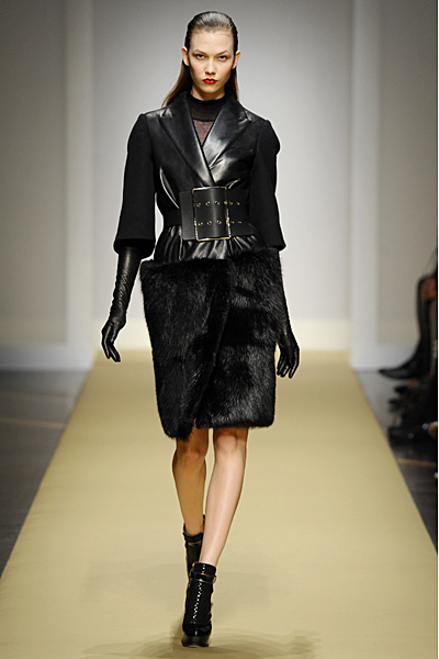 Gianfranco Ferre - Women's Ready-to-Wear - 2010 Fall-Winter