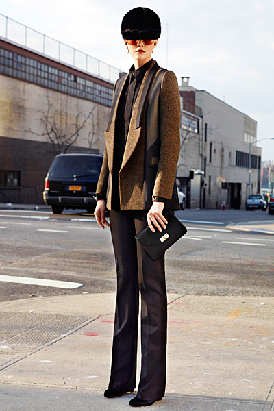 Givenchy - Women's Ready-to-Wear - 2012 Pre-Fall