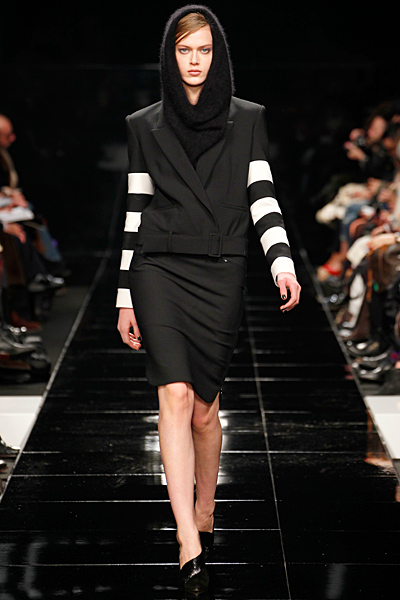 Iceberg - Women's Ready-to-Wear - 2013 Fall-Winter