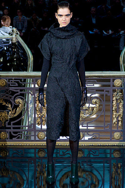 John Galliano - Women's Ready-to-Wear - 2013 Fall-Winter