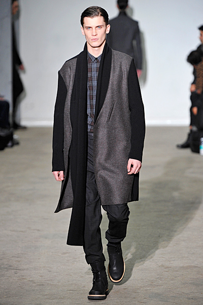 Kris Van Assche - Ready-to-Wear - 2011 Fall-Winter