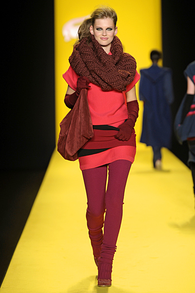 Lacoste - Women's Ready-to-Wear - 2010 Fall-Winter