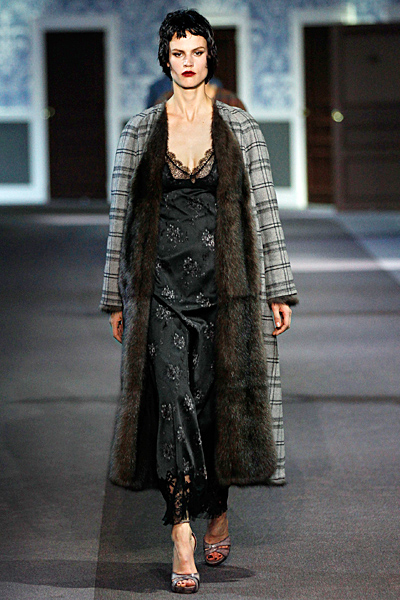 Louis Vuitton - Women's Ready-to-Wear - 2013 Fall-Winter