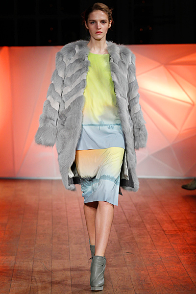 Matthew Williamson - Ready-to-Wear - 2013 Fall-Winter