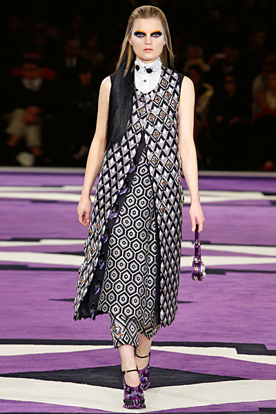 Prada - Women's Ready-to-Wear - 2012 Fall-Winter