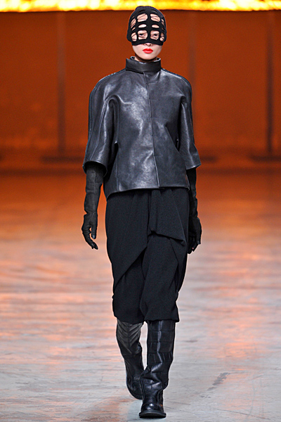 Rick Owens - Women's Ready-to-Wear - 2012 Fall-Winter