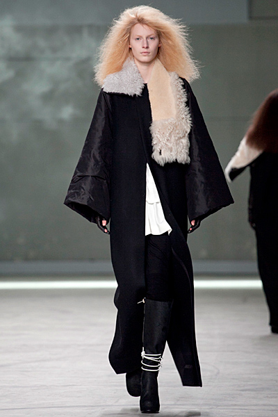 Rick Owens - Women's Ready-to-Wear - 2013 Fall-Winter