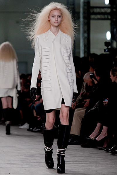 Rick Owens - Women's Ready-to-Wear - 2013 Fall-Winter