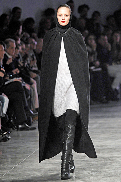 Rick Owens - Women's Ready-to-Wear - 2011 Fall-Winter