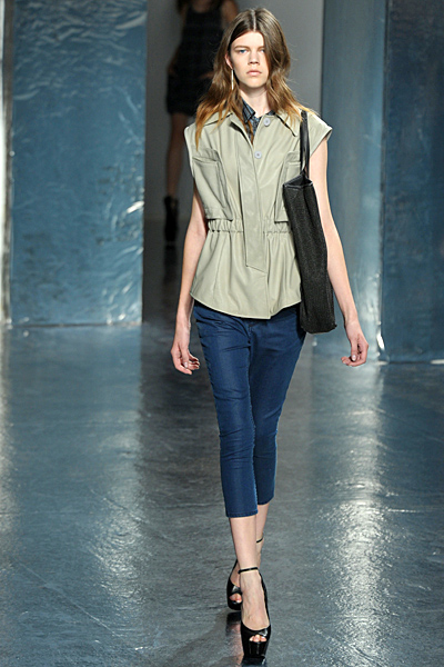 Theyskens' Theory - Ready-to-Wear - 2012 Spring-Summer