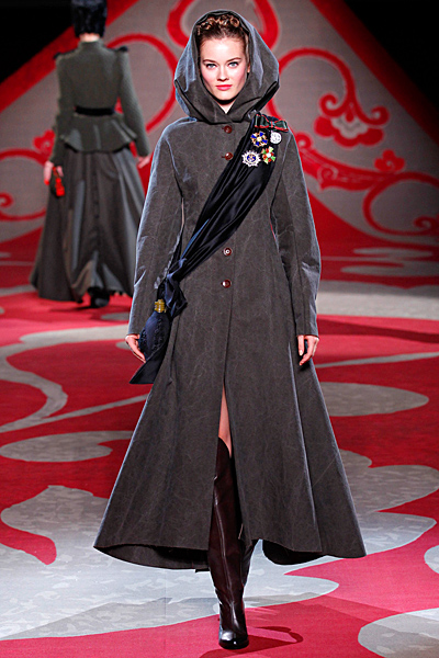 Ulyana Sergeenko - Couture - 2012 Fall-Winter