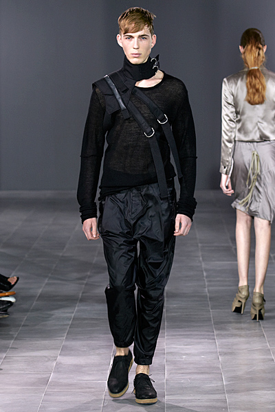 V Ave S.R. - Men's Catwalk - 2012 Spring-Summer