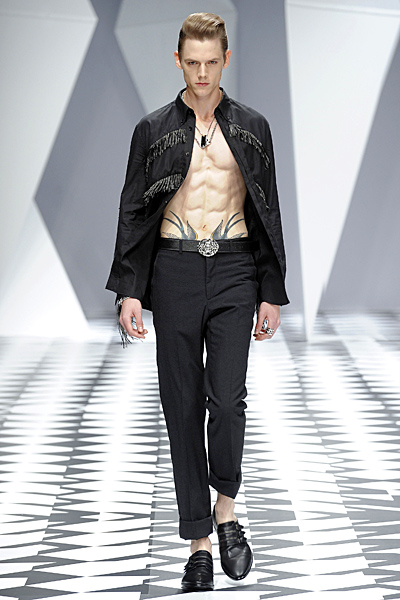 Versace - Men's Ready-to-Wear - 2011 Spring-Summer