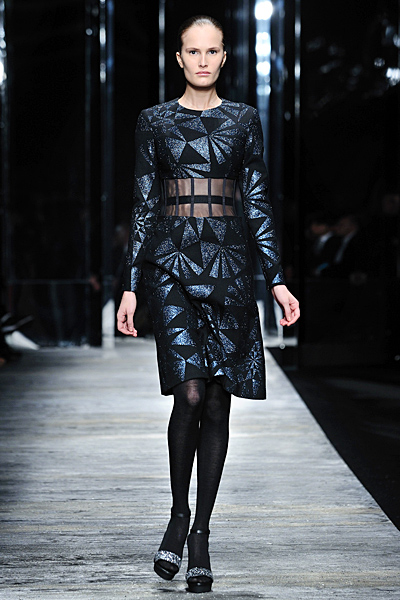 Versus - Ready-to-Wear - 2011 Fall-Winter