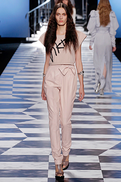 Viktor&Rolf - Women's Ready-to-Wear - 2013 Spring-Summer