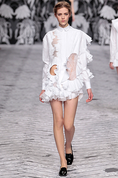 Viktor&Rolf - Women's Ready-to-Wear - 2013 Fall-Winter