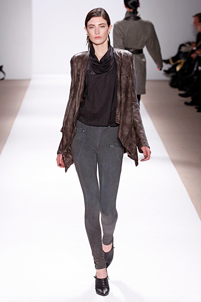 Yigal Azrouel - Women's Ready-to-Wear - 2010 Fall-Winter